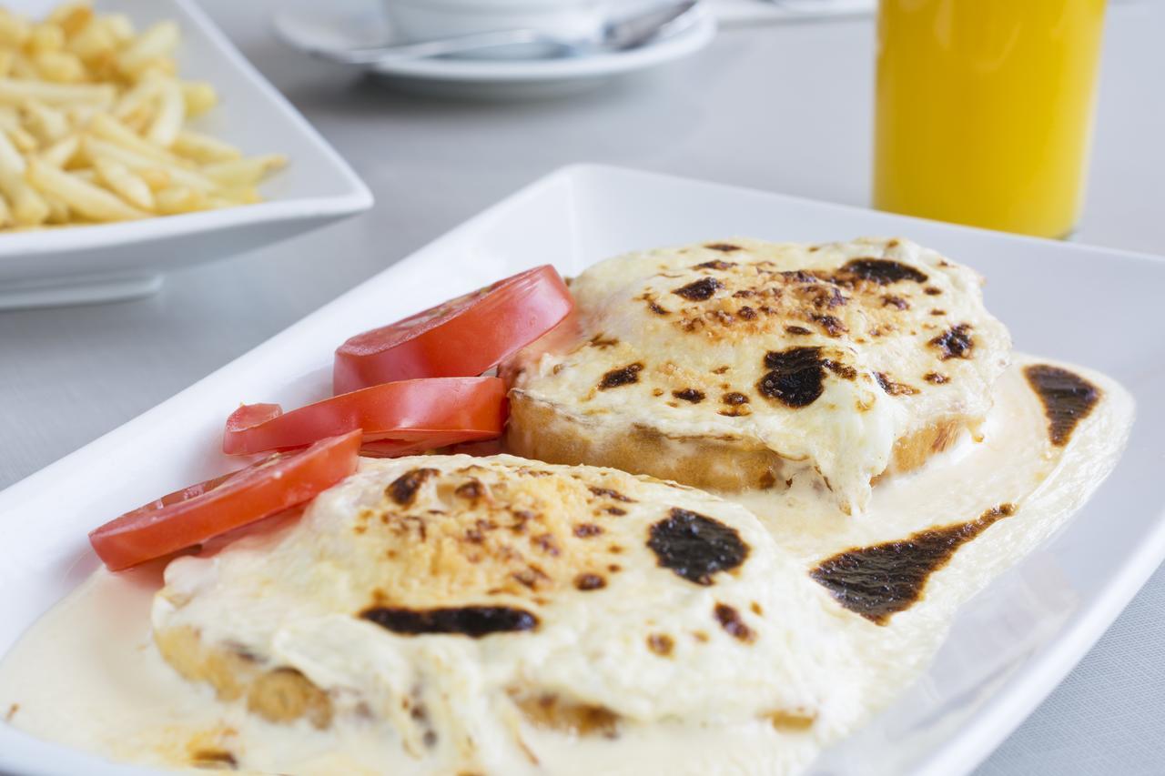 فندق هوتل كاستروبول مدينة مكسيكو المظهر الخارجي الصورة